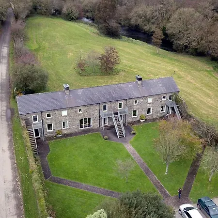 The Old Mill, Argideen River Nyaraló