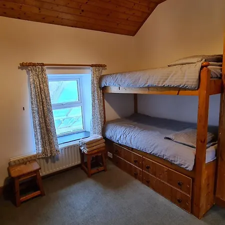 The Old Mill, Argideen River Nyaraló